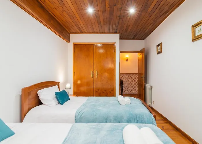 Casa Outeiro De Cima - Casa Rústica Típica Serrana - - Serra Da Estrela Seia
